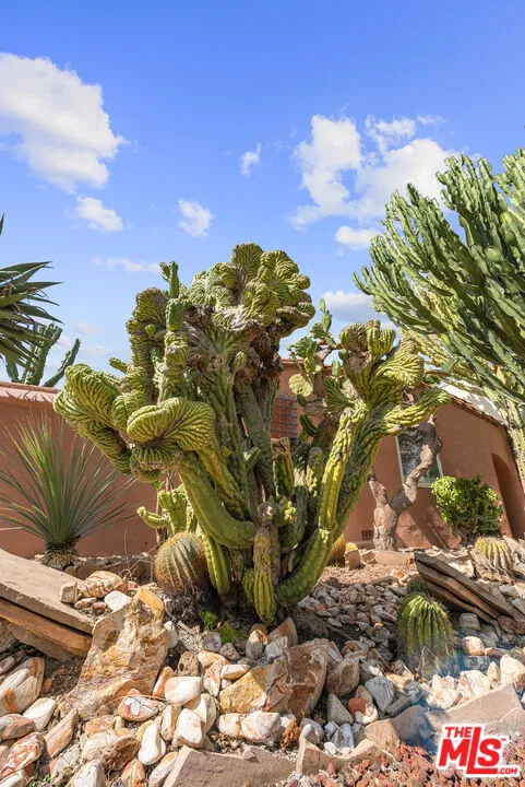 931 S Ogden Drive, Los Angeles, California 90036 home-pic-51